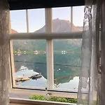 Morkveden Feriehus, Lofoten