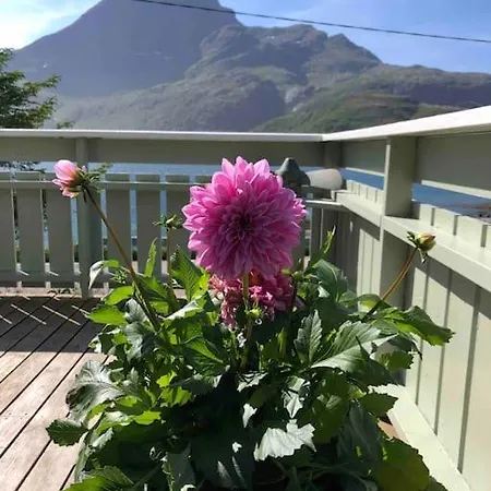 Morkveden Feriehus, Lofoten Holiday home Ramberg