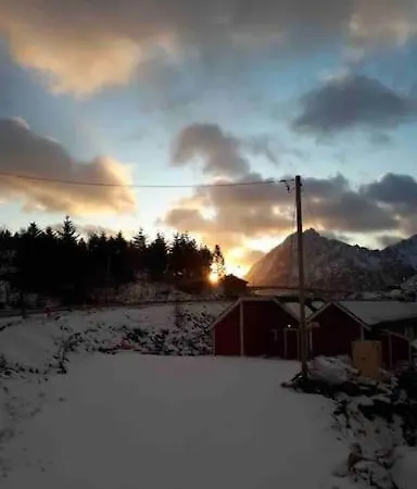 Morkveden Feriehus, Lofoten 펜션