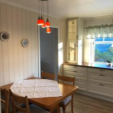 Bjorgheim, Vest I Lofoten Vakantiehuis *