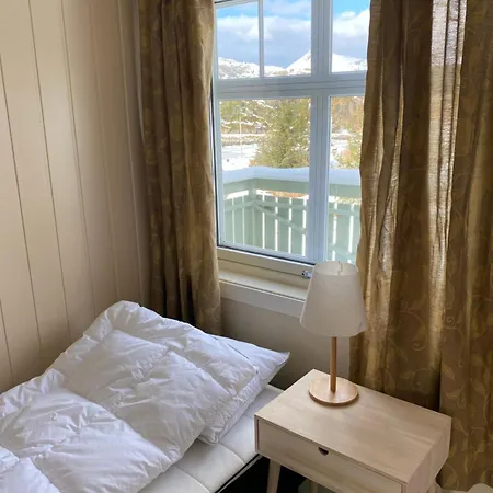 Morkveden Feriehus, Lofoten 別荘 *