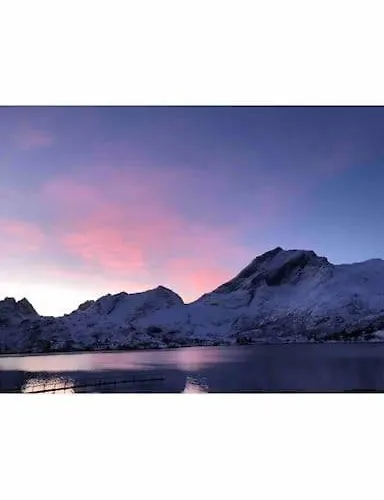 Feriehus Mørkveden Feriehus, Lofoten *