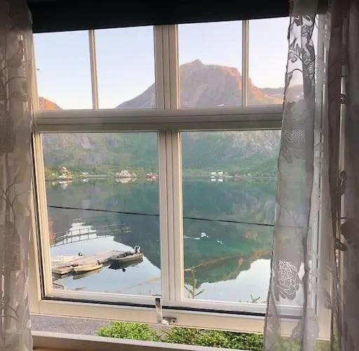 Morkveden Feriehus, Lofoten