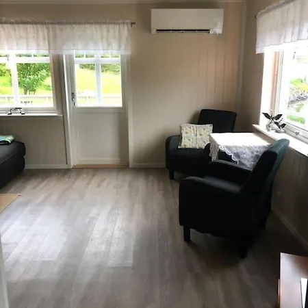 Mørkveden Feriehus, Lofoten * Ramberg